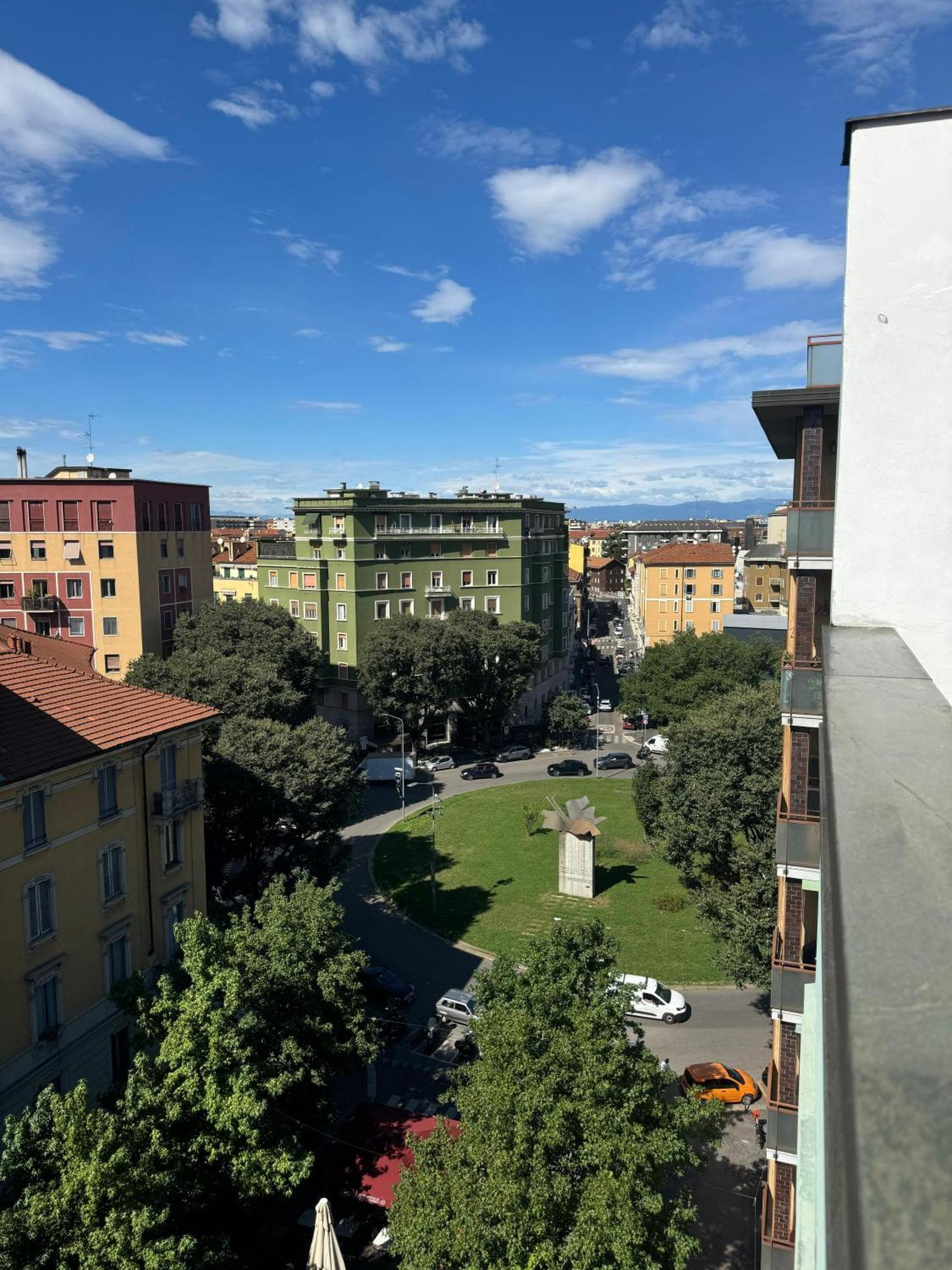 Appartamento Isola- Attico Con Balcone Milan Exterior photo